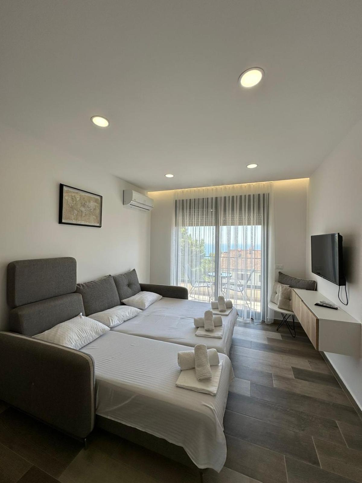 Square Residence Ulcinj Exterior photo